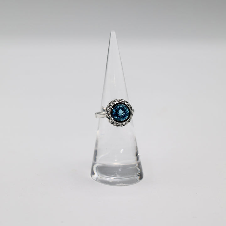 925 Sterling Silver Andrea Candela Blue Topaz Ring - Size 4.75