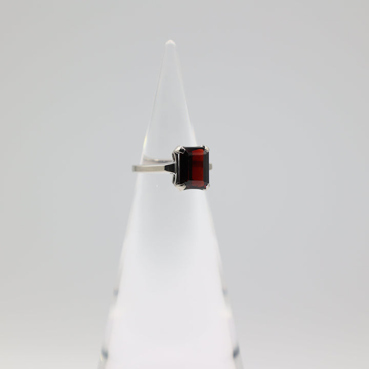14K White Gold Emerald Cut Garnet Ring Size 5.75 Elegant Jewelry