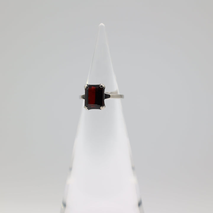 14K White Gold Emerald Cut Garnet Ring Size 5.75 Elegant Jewelry