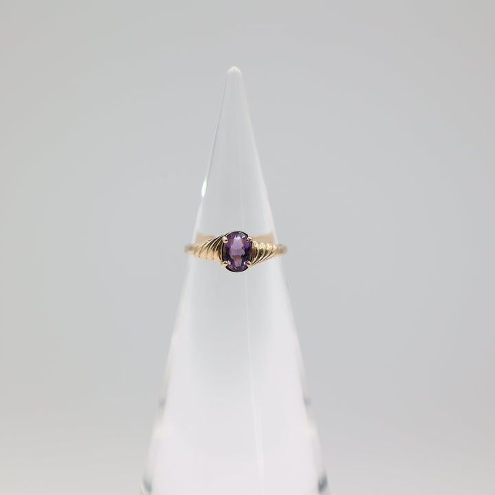 14K Yellow Gold Amethyst Stone Ring 7x5mm Size 6.5