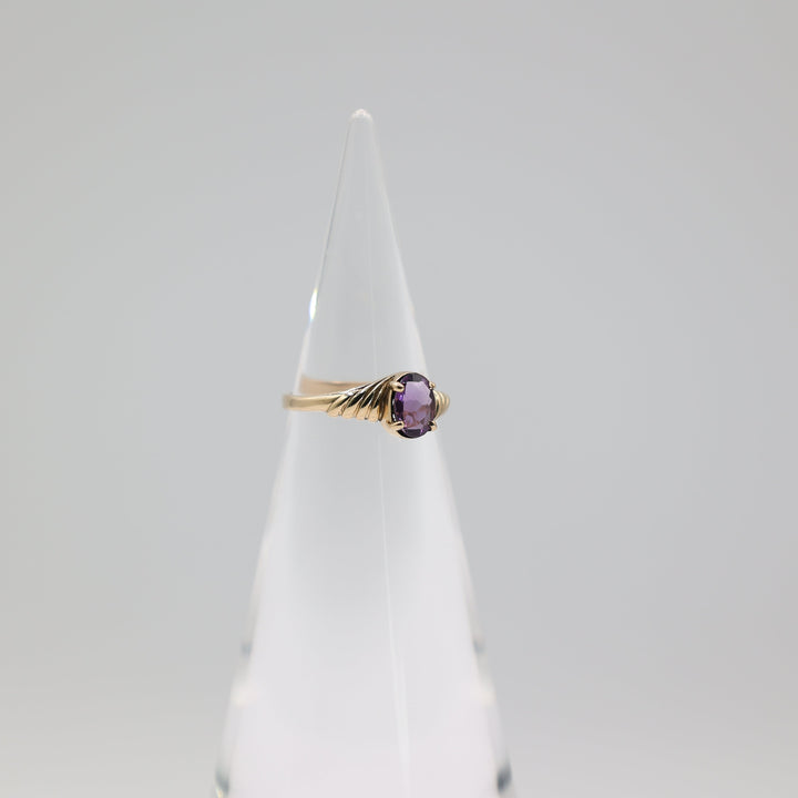 14K Yellow Gold Amethyst Stone Ring 7x5mm Size 6.5