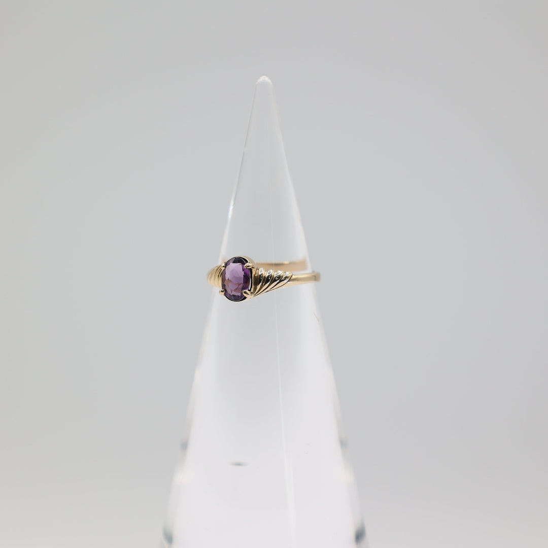 14K Yellow Gold Amethyst Stone Ring 7x5mm Size 6.5