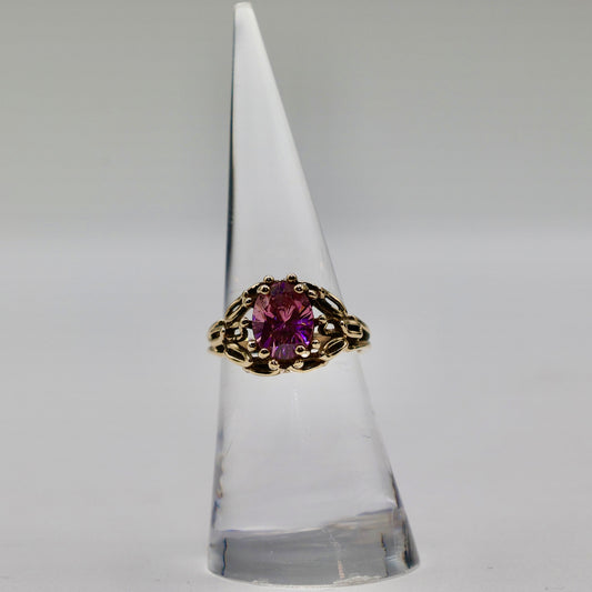 10k Yellow Gold Pink Tourmaline Ring - Size 6.5