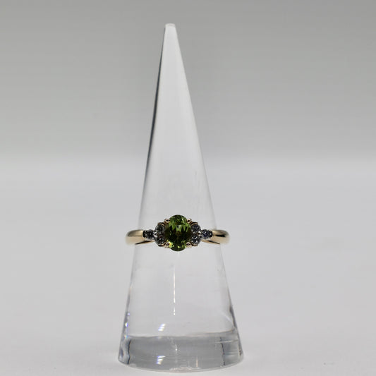 14k Yellow Gold Peridot and Diamond Ring - Size 7