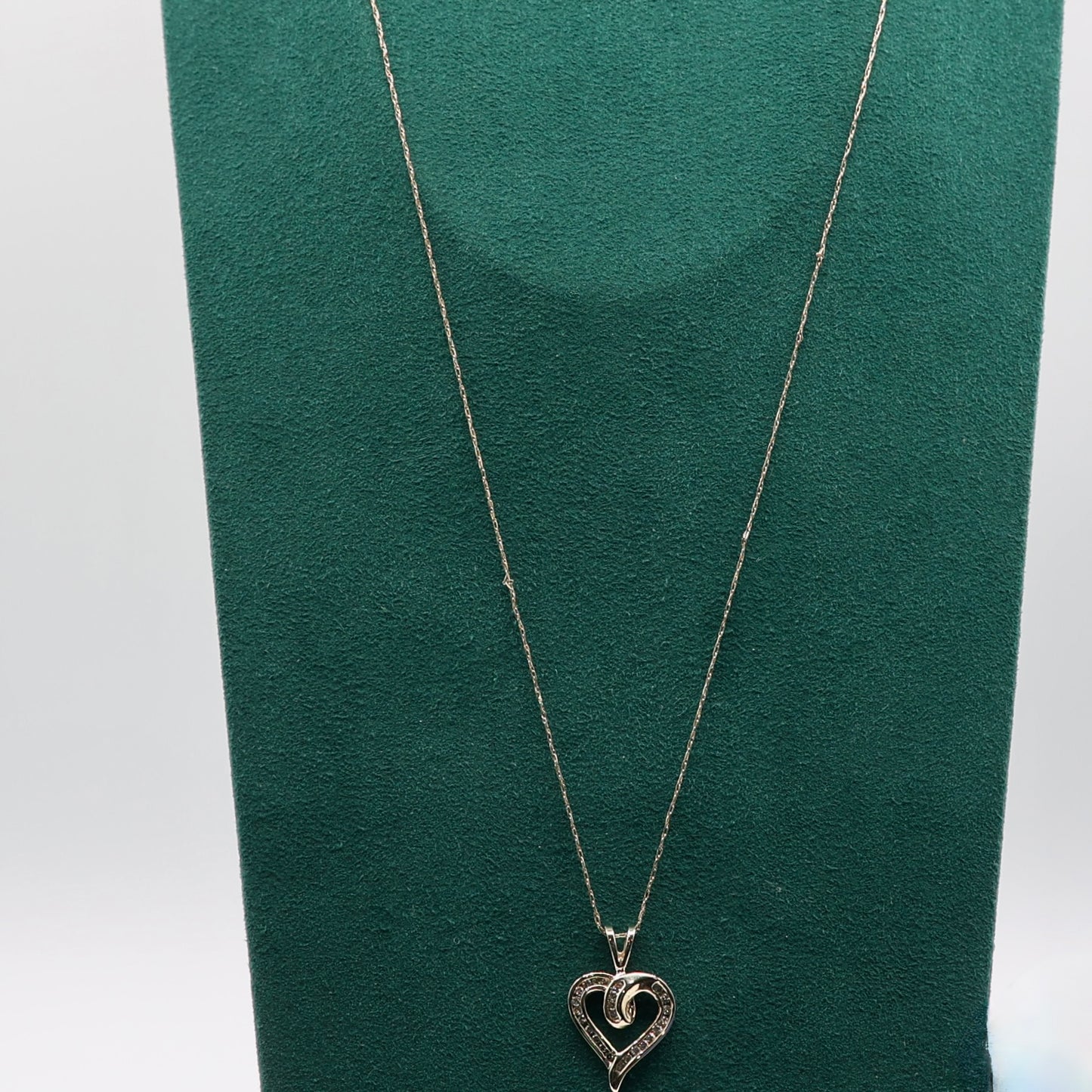 10k Yellow Gold Heart and Diamond Necklace - 21 inches