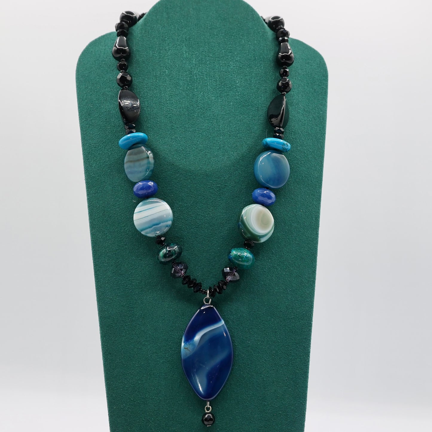 925 Sterling Silver Agate Turquoise Onyx Necklace - 20 Inches