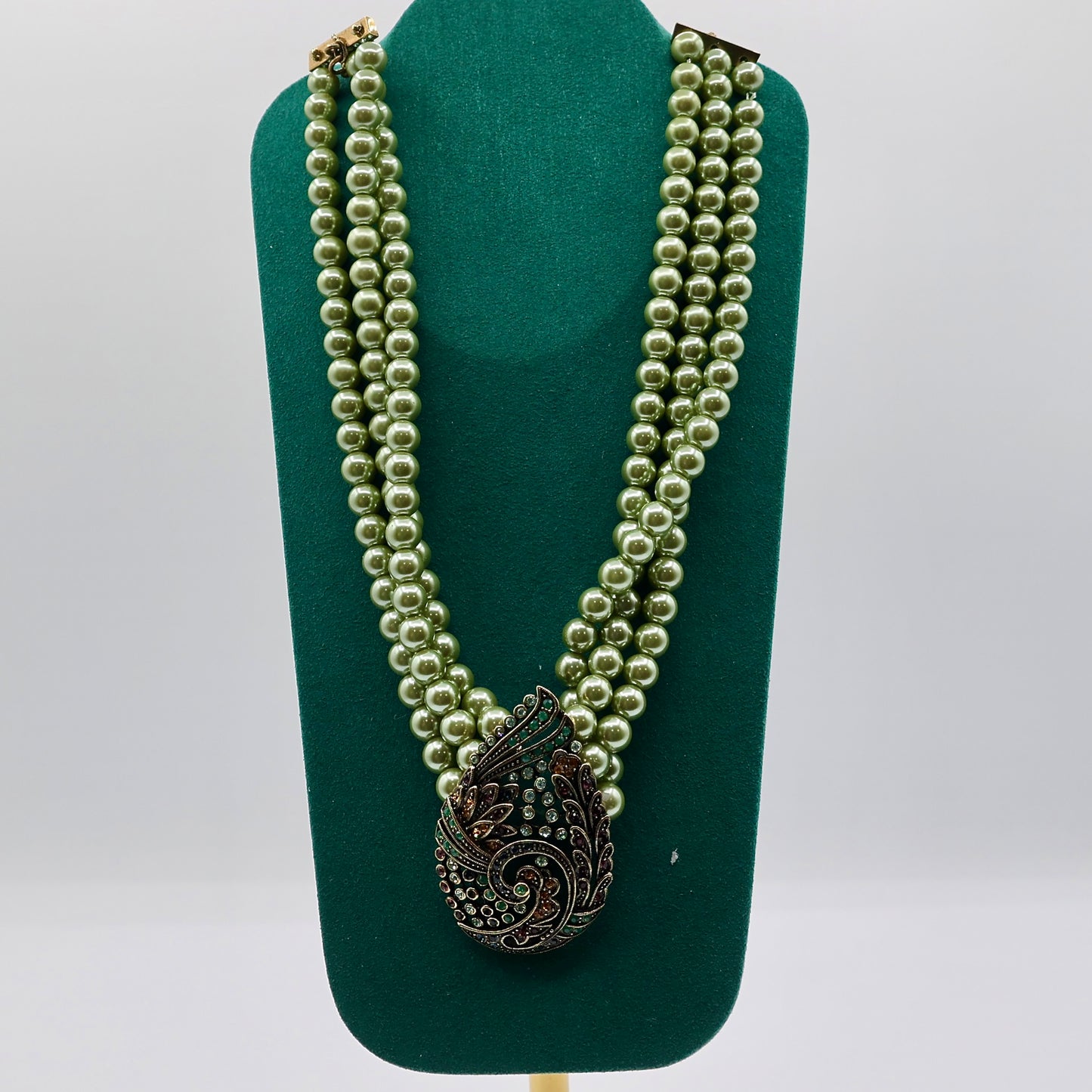 Heidi Daus Green Pearl & Rhinestone Statement Necklace-21 Inches