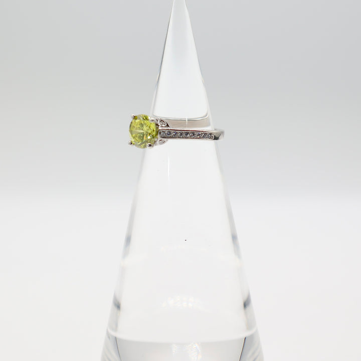 14k White Gold Peridot and Cubic Zirconia Ring - Size 7