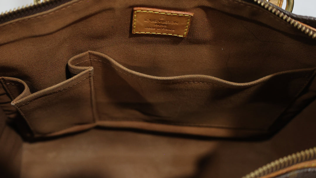 Vintage Louis Vuitton Square shaped Handbag