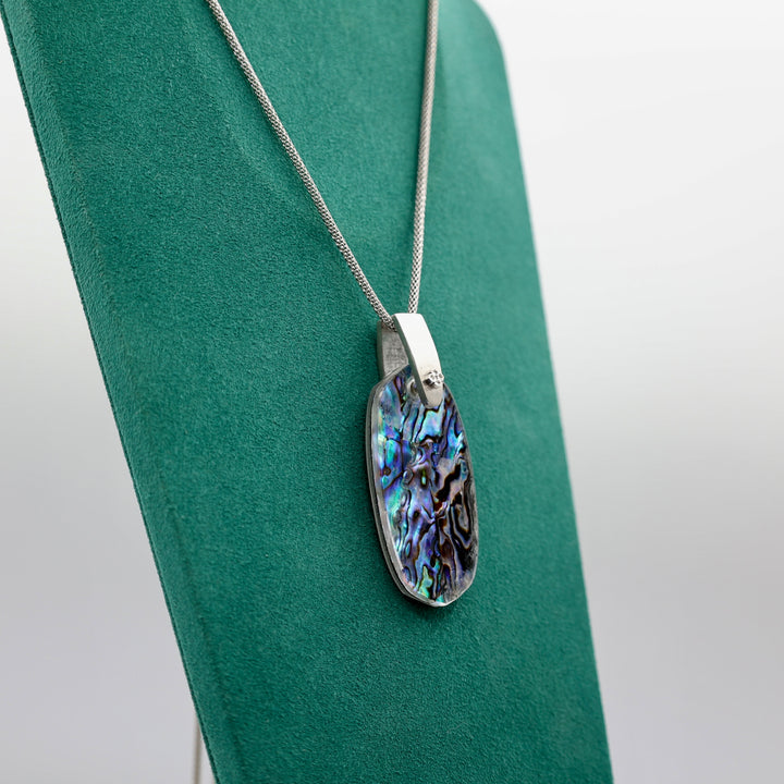 Kendra Scott Abalone Shell Necklace
