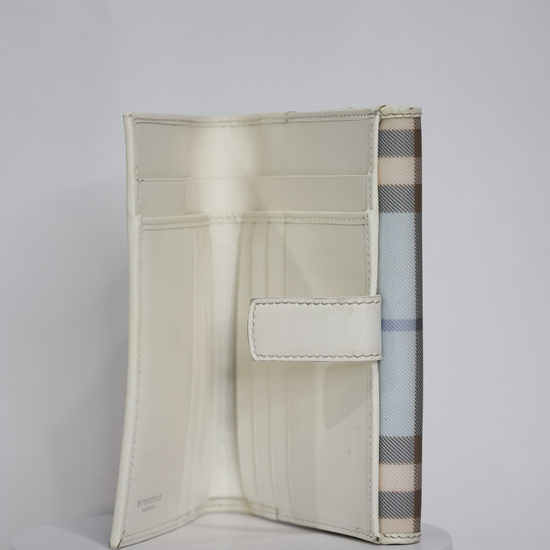 BURBERRY Light Blue Chacker Compact Wallet
