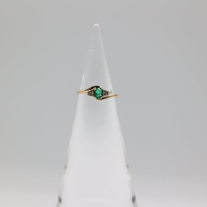 10K Yellow Gold Emerald and Diamond Accented Ring Size 5.25