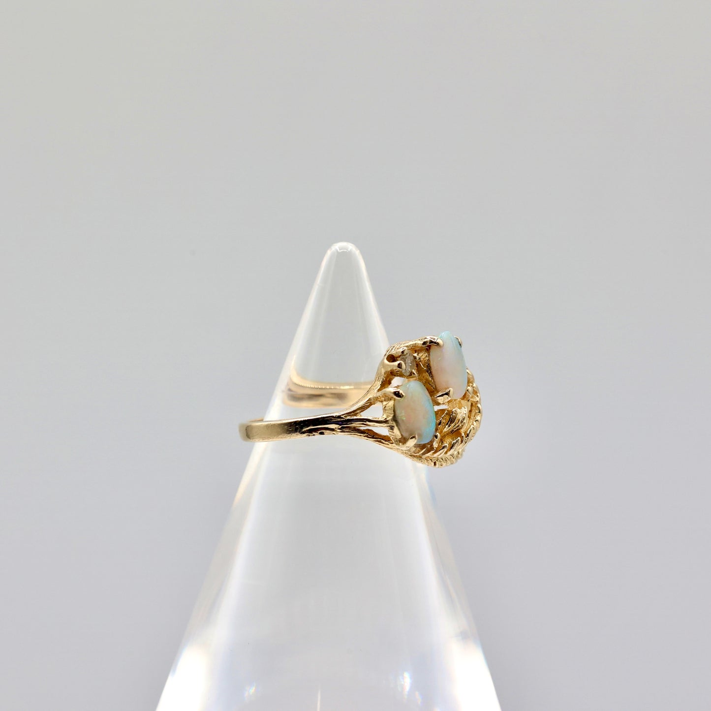 14k Yellow Gold Opal and Diamond Ring - Size 6.5