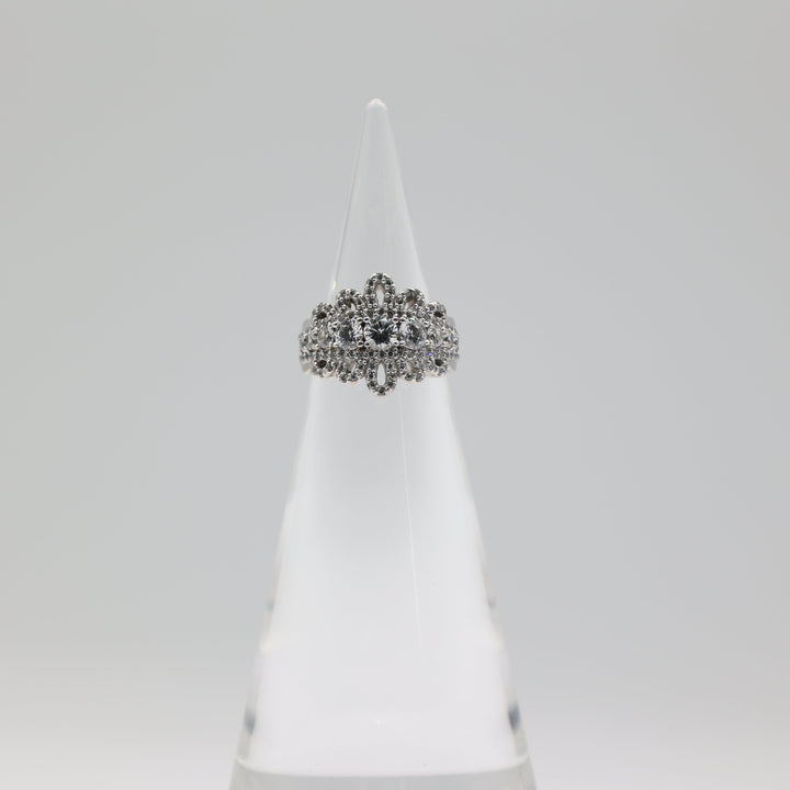 925 Sterling Silver Diamonique Royal Lace Ribbon CZ Ring Size 6