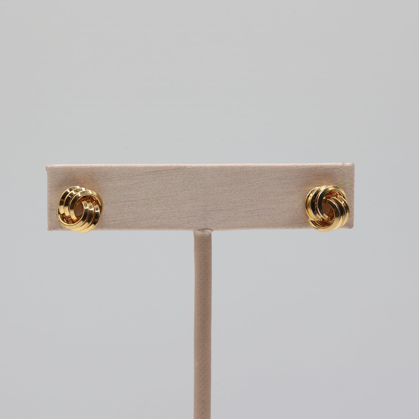 14k Yellow Gold Knot Stud Earrings