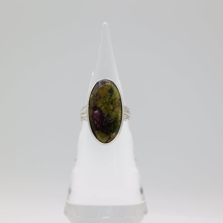 925 Sterling Silver Oval Green Ring Size 12.5