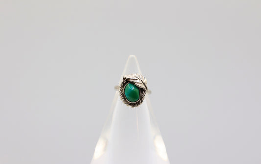 925 Sterling Silver Turquoise with Leaf Ring Size 4