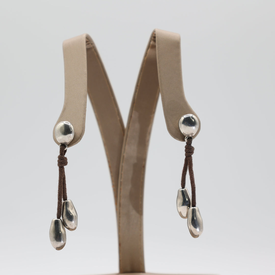 UNOde50 "I Like You Drop" Silver Plated & Brown Cotten Threaded Dangle Earrings