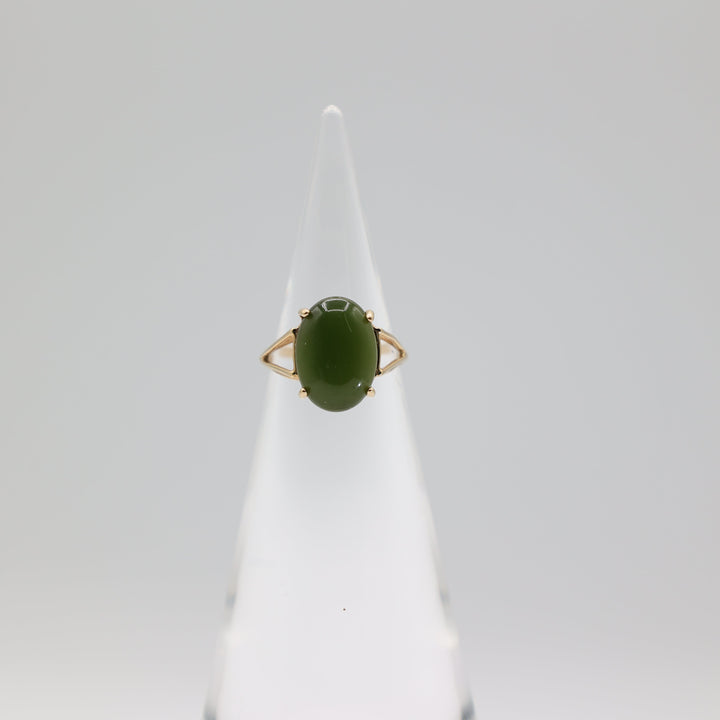 14K Yellow Gold Green Jade Cabochon Ring 14x10mm Size 5.5