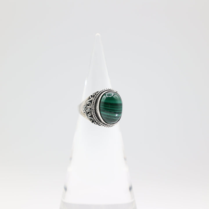925 Sterling Silver Green Malachite Cabochon Stone Ring Size 9 16x12mm