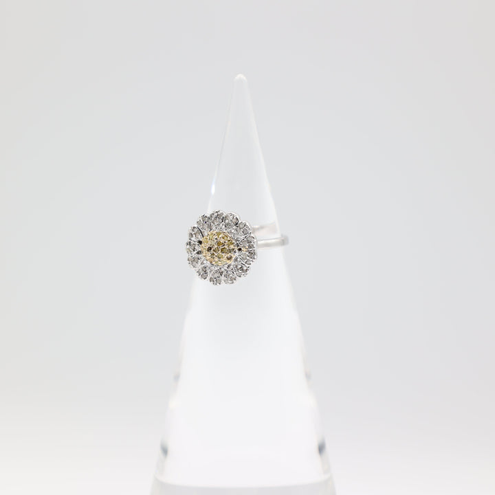 925 Sterling Silver Daisy Flower Ring Size 6.75