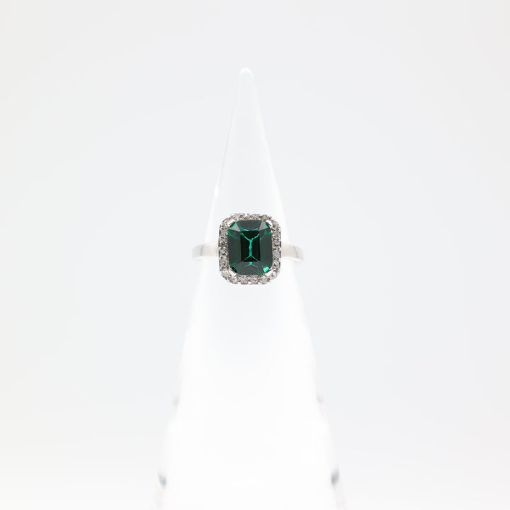925 Sterling Silver Ring With Emerald Cut Glass Green Stone Cubic Zirconia Accents Size 7.75
