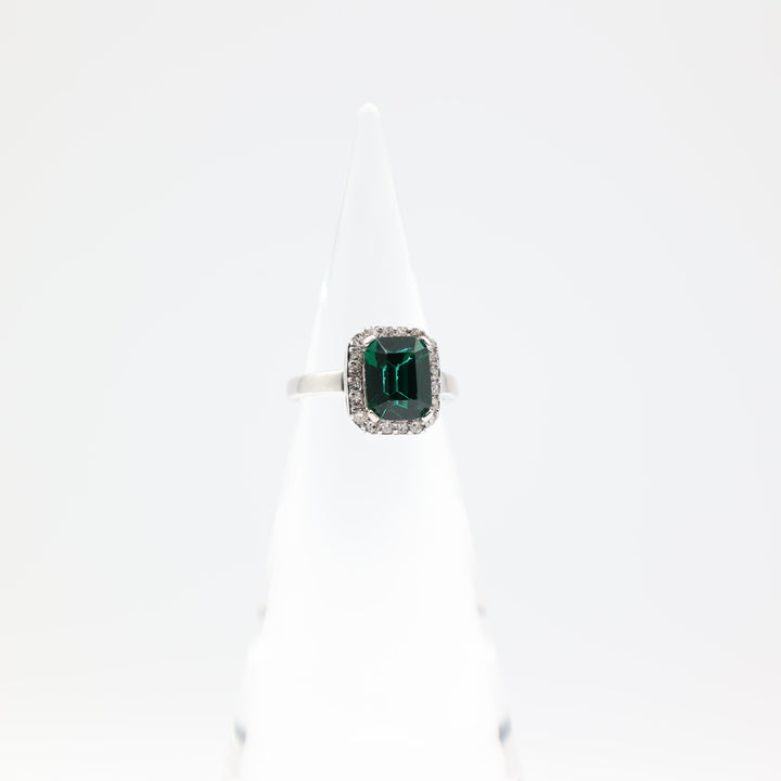 925 Sterling Silver Ring With Emerald Cut Glass Green Stone Cubic Zirconia Accents Size 7.75