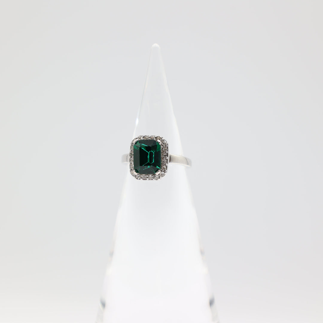 925 Sterling Silver Ring With Emerald Cut Glass Green Stone Cubic Zirconia Accents Size 7.75