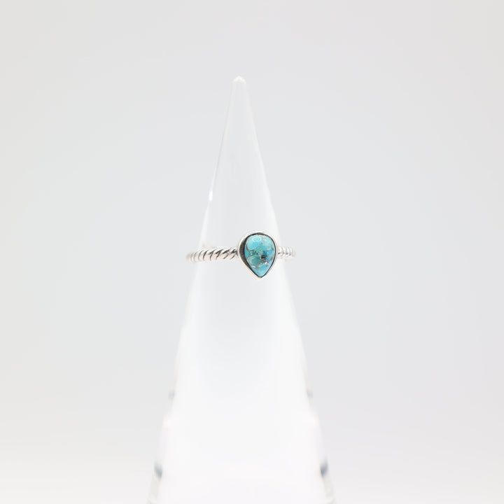 925 Sterling Silver Twisted Band Ring with Pear Cut 8x6mm Turquoise Stone Size 7.75