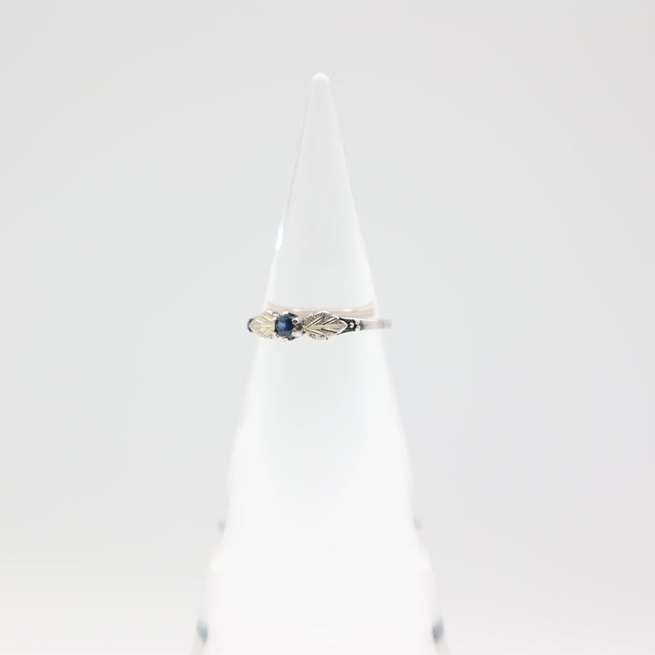 925 Silver Round Blue Sapphire 3mm Ring with Leaf Accents Size 7
