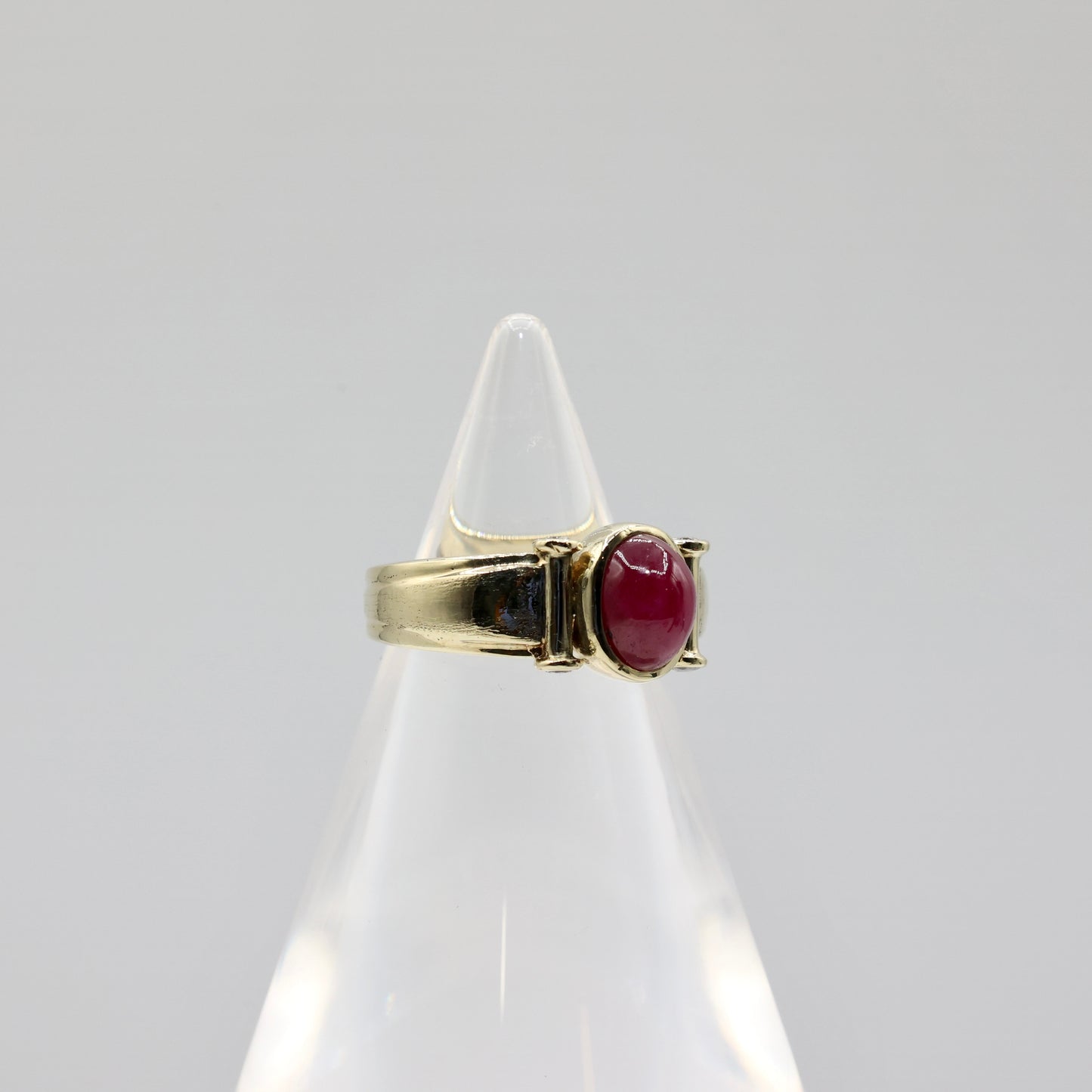 14k Yellow Gold Ruby Cabochon  Ring Size- 7.75