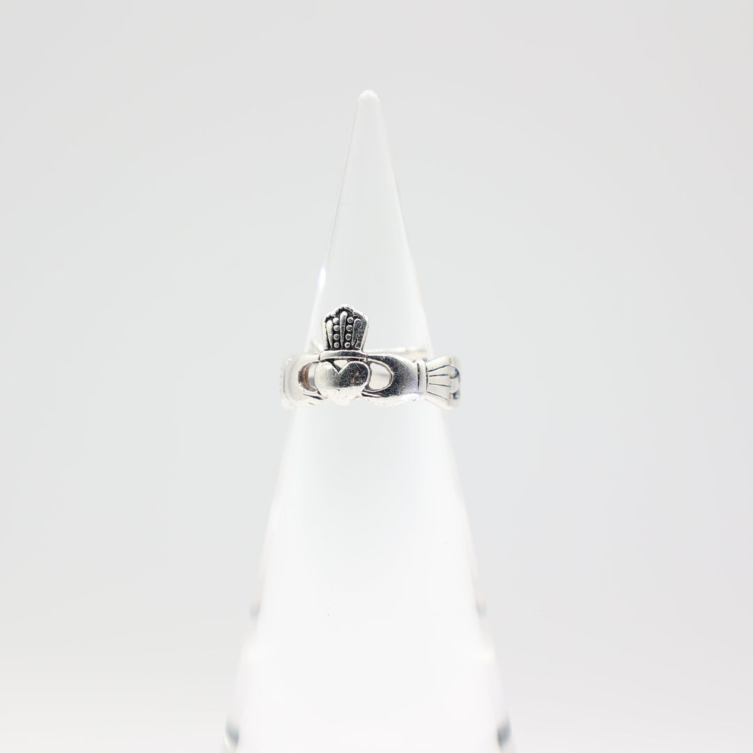 925 Sterling Silver Irish Claddagh Heart Hand Ring Size 7.5