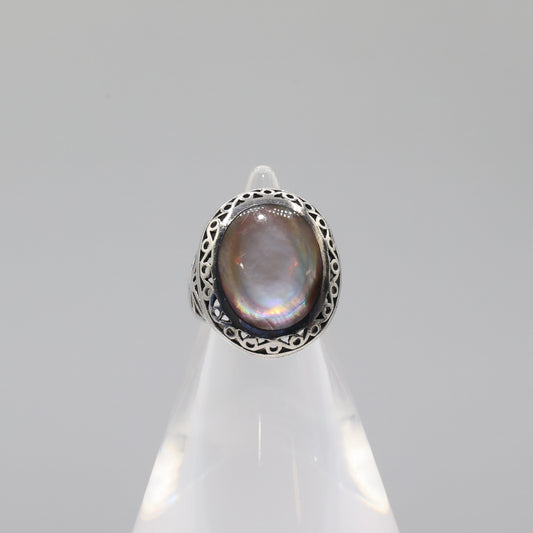 Sterling Silver Mother of Pearl Ring- Size 7.5