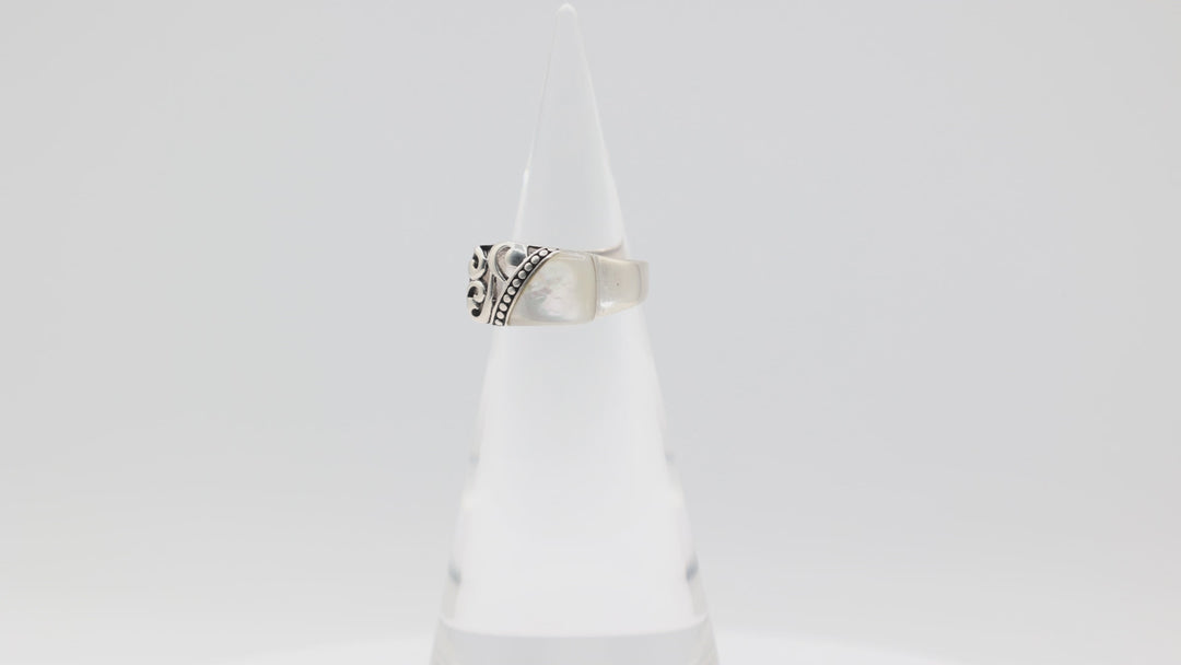 925 Sterling Silver Filigree Mother Of Pearl Ring Size 8.75