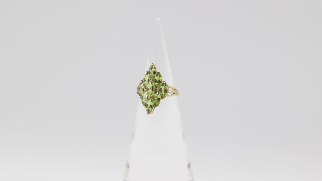 10K Yellow Gold Marquise Peridot Cluster Ring Size 8.75