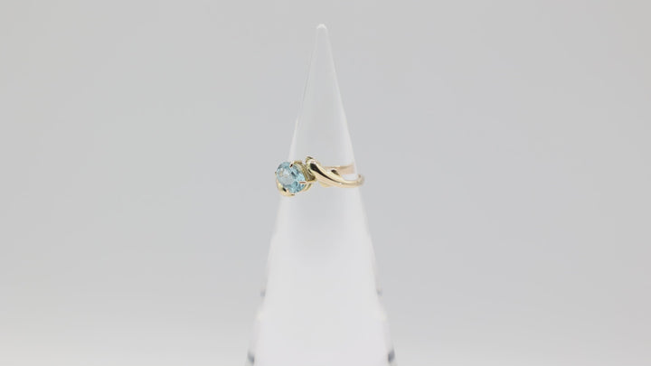 14k Yellow Gold 8x6mm Oval Blue Topaz Stone Ring Size 7.5