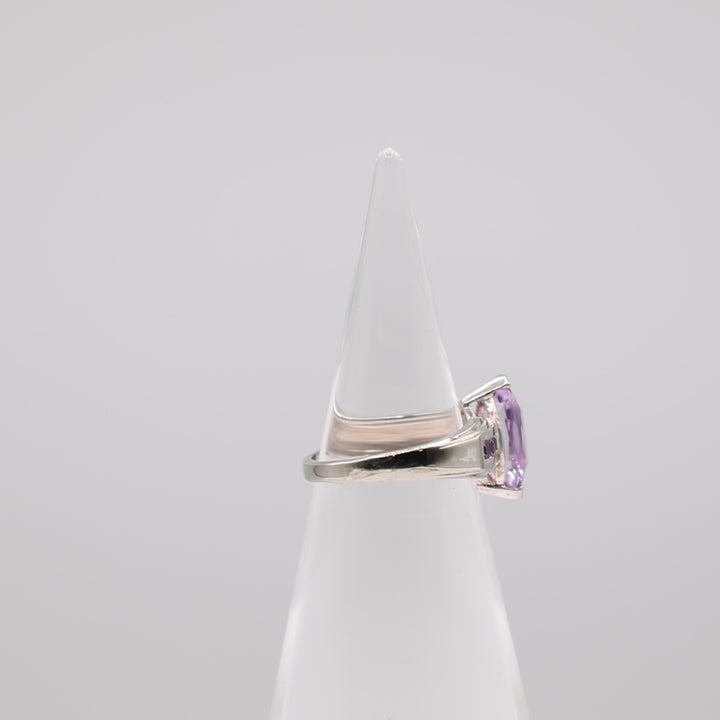925 Sterling Silver Marquise Cut Amethyst Ring - Size 6 / 2.96 g