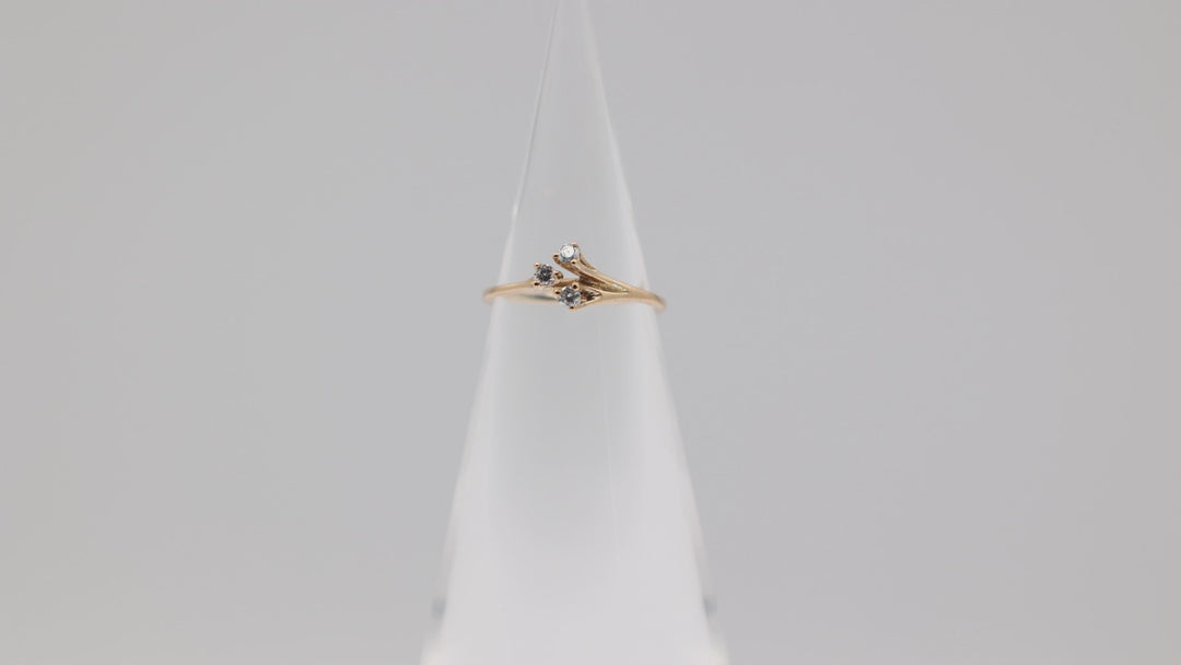 18K Yellow Gold Three Diamond Ring Size 5 Fine Jewelry