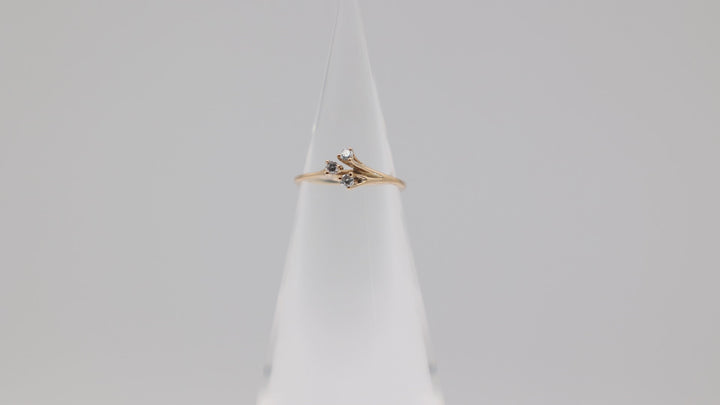 18K Yellow Gold Three Diamond Ring Size 5 Fine Jewelry