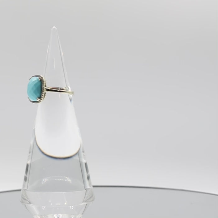 14k White Gold Turquoise and Diamond Ring - Size 6.25