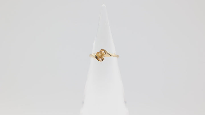 14k Gold Band with Citrine 5mm Heart Stone Ring Size 6