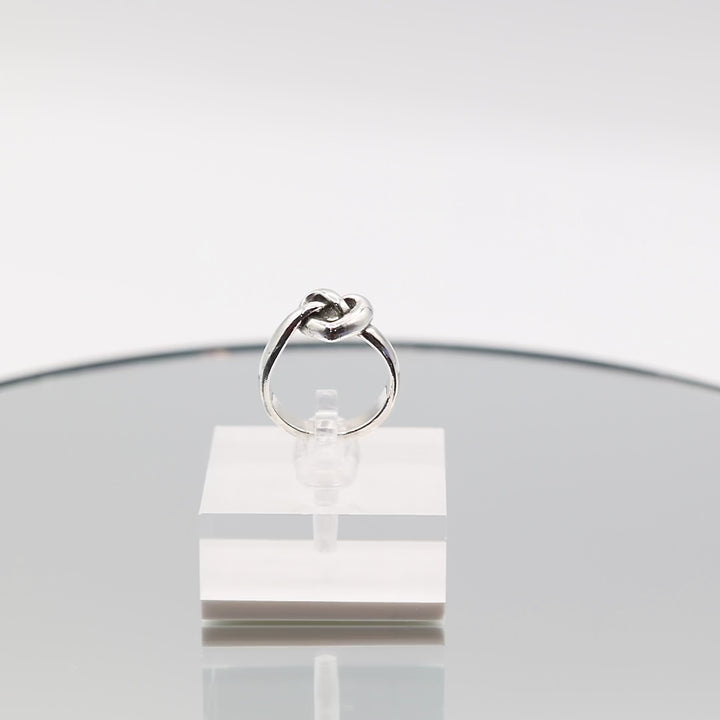 925 Sterling Silver James Avery Heart Knot Ring- Size 6.75