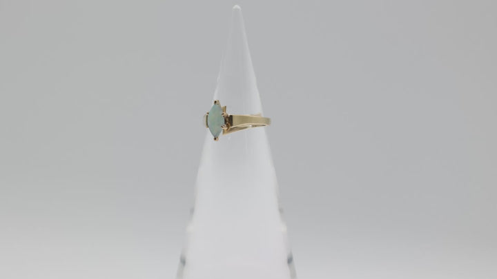 14K Yellow Gold Opal Ring Vintage Marquise Cut 10x5mm Size 7.75