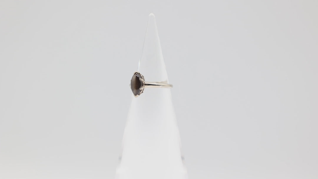 14k White Gold Star Sapphire Ring with 10mm x 5mm Stone Size 4.75