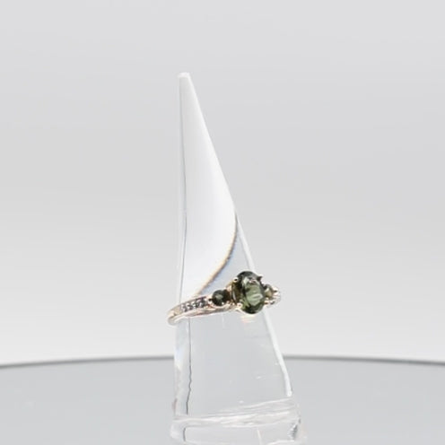 14k Yellow Gold Green Tourmaline Ring - Size 7
