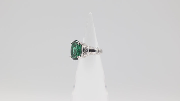 Judith Ripka 925 Sterling Silver Emerald Green Spinel Ring Size 5.75