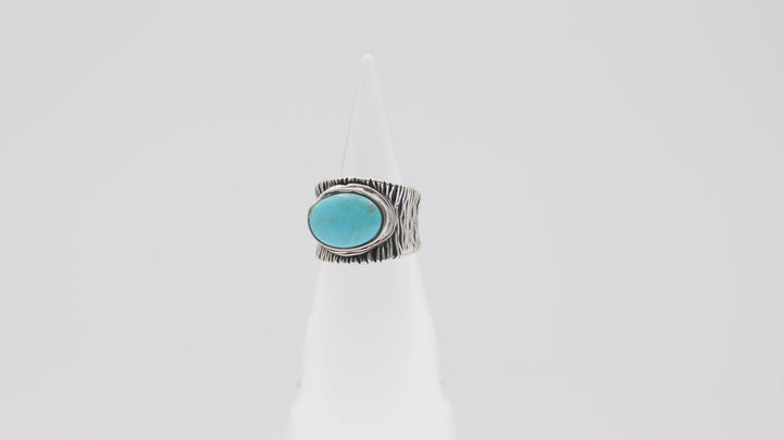 925 Sterling Silver Trunk Textured Turquoise Ring Size 7