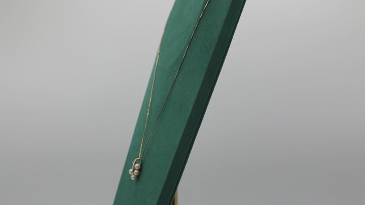 14K Yellow Gold Pearl Cluster Pendant Necklace 19 Inch Chain