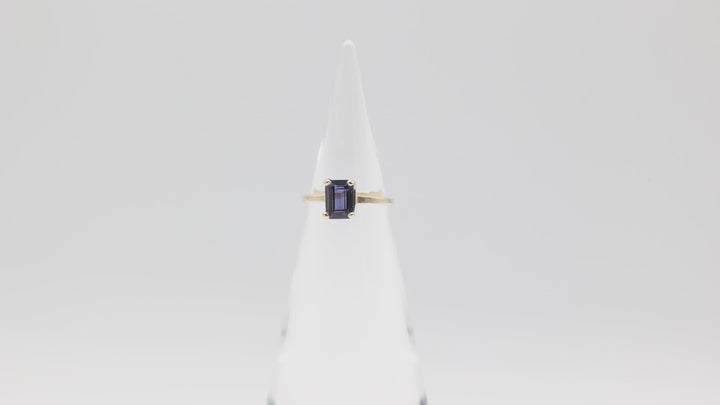 14k Yellow Gold Band with Emerald Cut 8mm x 6mm Tanzanite Stone Ring Size 6.5