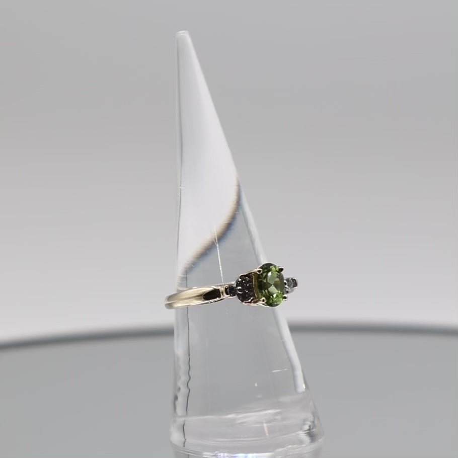 14k Yellow Gold Peridot and Diamond Ring - Size 7